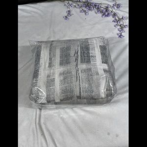 NIB Hotel Collection [ Full / Queen‎ ] Broken Stripe Duvet Cover ONLY